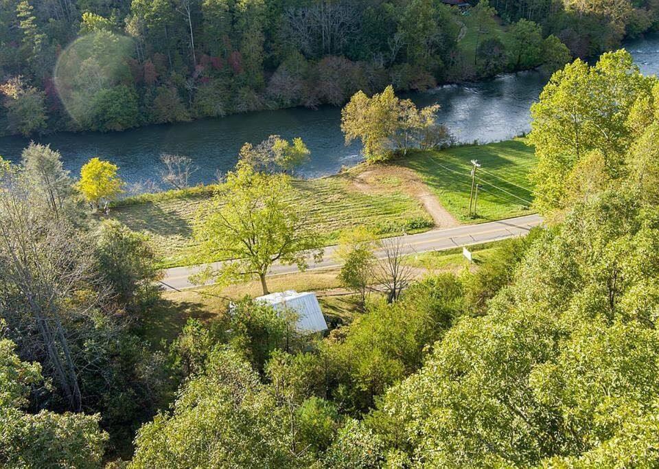 Riverside Relaxer W/Hot Tub+Fire Pit +Wifi & View Franklin Eksteriør billede