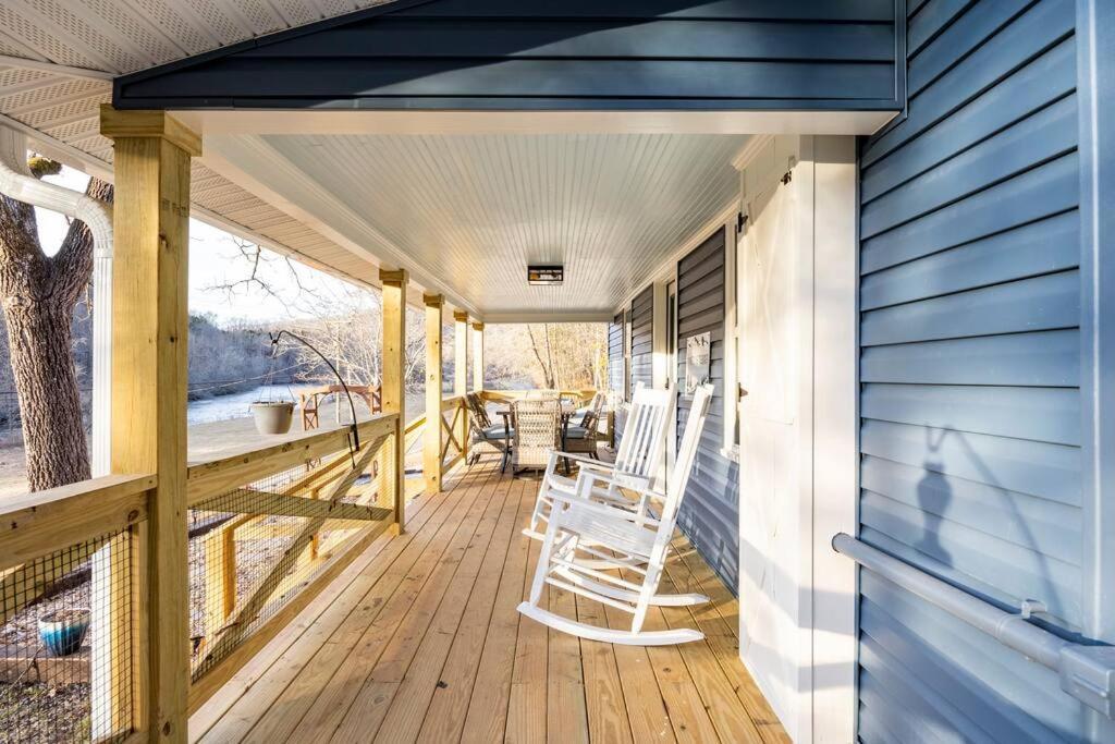 Riverside Relaxer W/Hot Tub+Fire Pit +Wifi & View Franklin Eksteriør billede